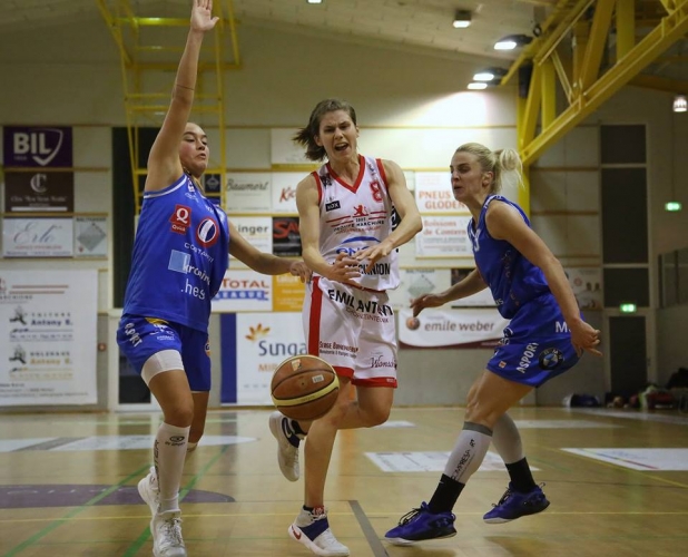 Women: Cathy Schmit leads MVP-race once again Women: Cathy Schmit leads MVP-race once again