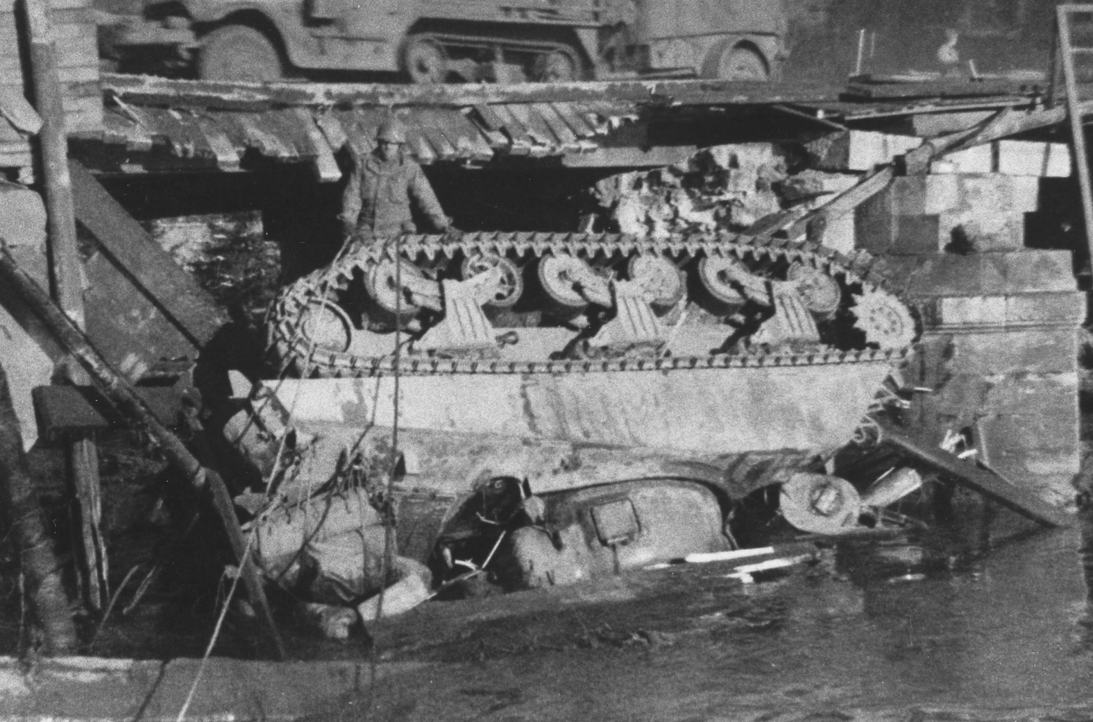 Gedenkzeremonie - Panzer-Accident