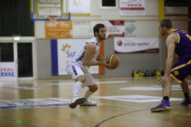 Pikes Hären géint d'Amicale: 106:85 (Match vum 3.4.2015)