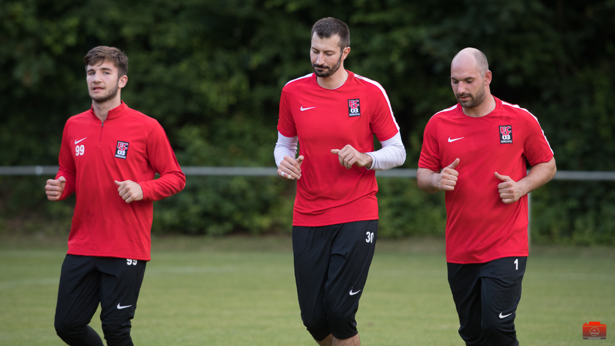 Impressiounen vum 1 ten Offiziellen Training vum FCD03