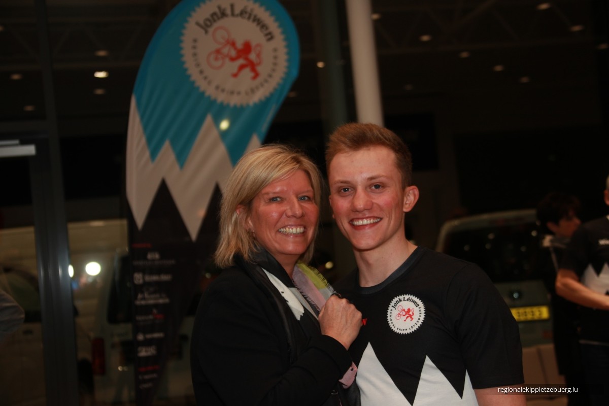 Presentation vun der Ekipp