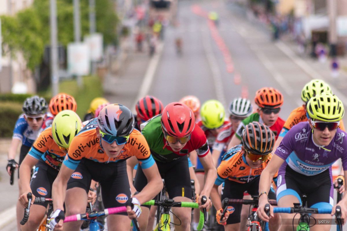 101 Andréck vun den Dippecher Course fir Jeunes, Minimes, Cadets an Débutants-Dames