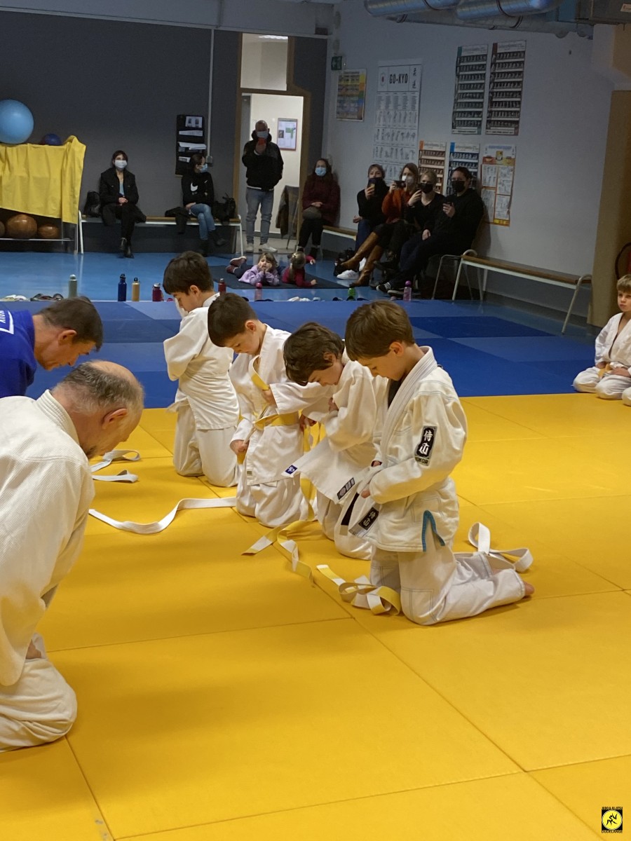 Passage de grade blanche-jaune pour nos petits judokas