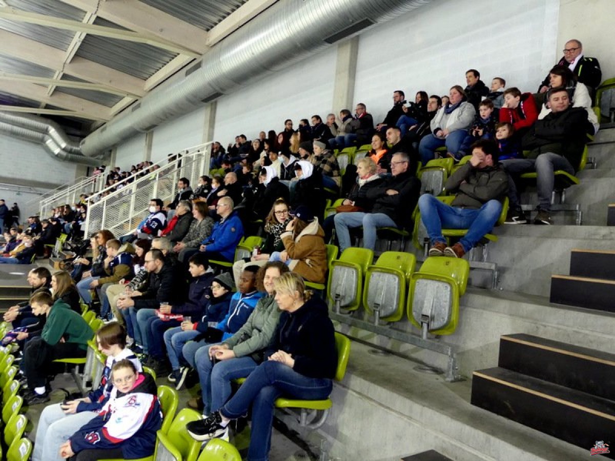 Bulldogs de Liège vs Snackpoint Eaters Limburg 26 février 2022 - photos supporters