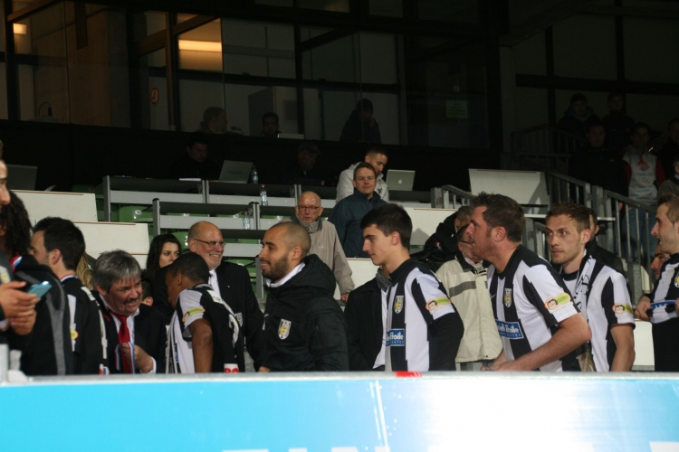 Coupe déi geet op Escher Grenz