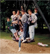 Gruppefoto_Schaukel3f545.jpg