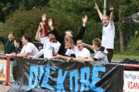 supporter 001.jpg