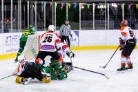 20220303-knights-huskies-008-low-light.jpg