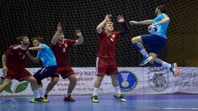 Eight teams ready for quarter-finals