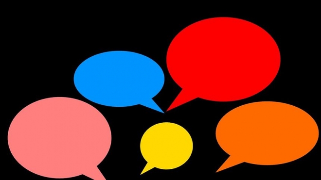 E MËTTWOCH GROUSS TABLE RONDE