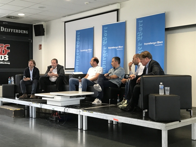 D'JEUNESSE BEI DER ELEFANTERONN