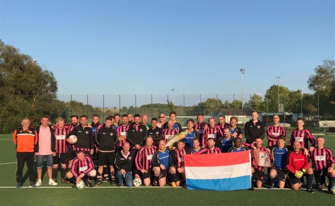Succes mat 7-6 geint Englänner vun Spelthorne Rangers FC