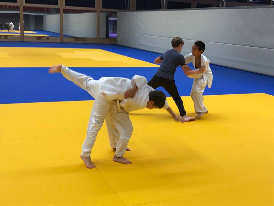 Rege Teilnahme an den ersten Trainingseinheiten des Judo Club Stroossen