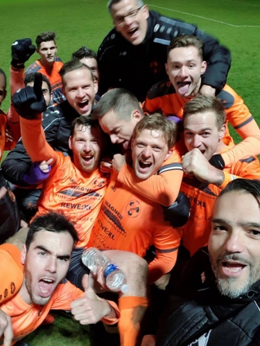 SENIORS 1: Endlech 3 Punkten géint Bartréng