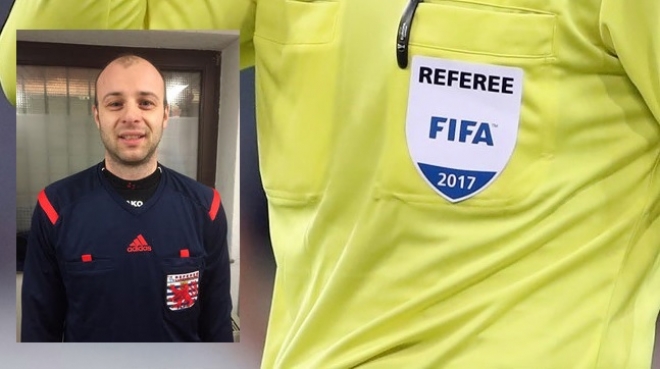 FIFA Referee Badge fir de Gilles Becker