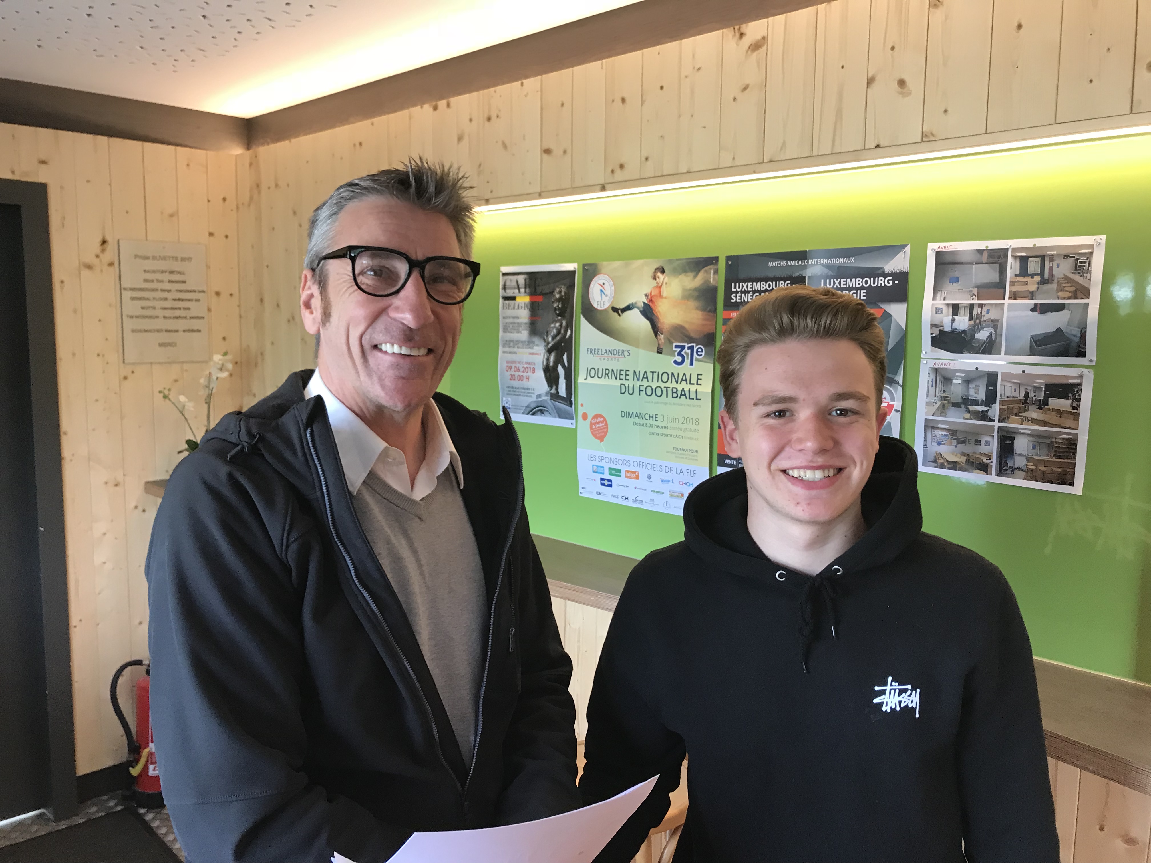 De Jim Schmitz bleiwt eis trei