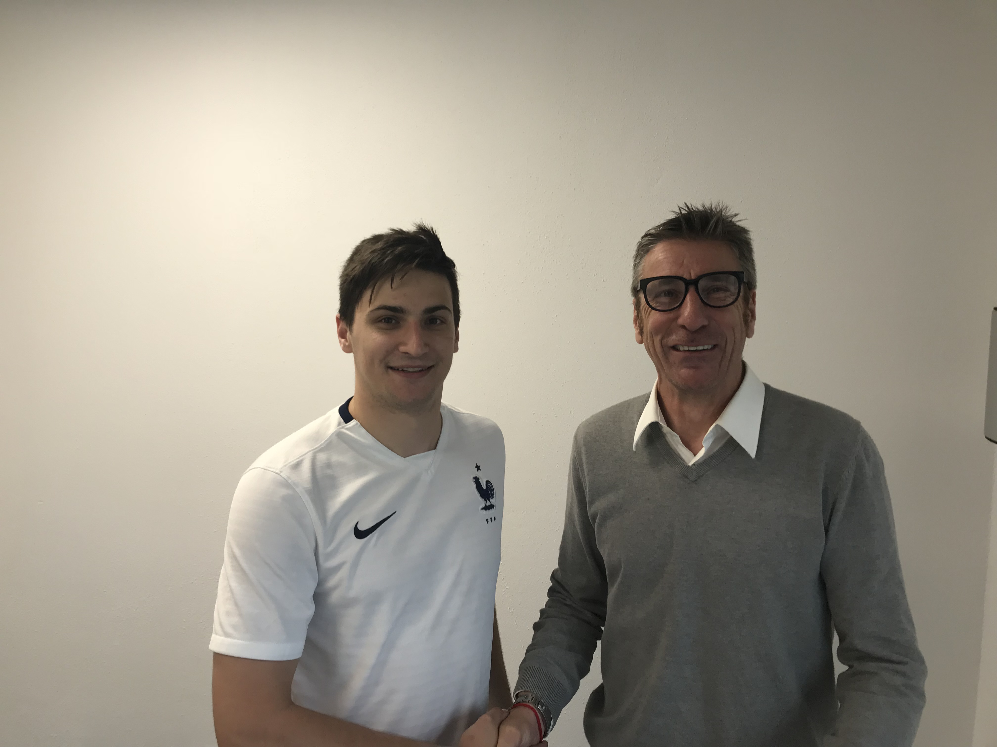 Den Emile kënnt heem