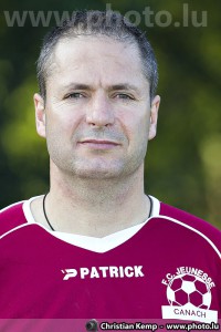 Den David Poulet ass zereck