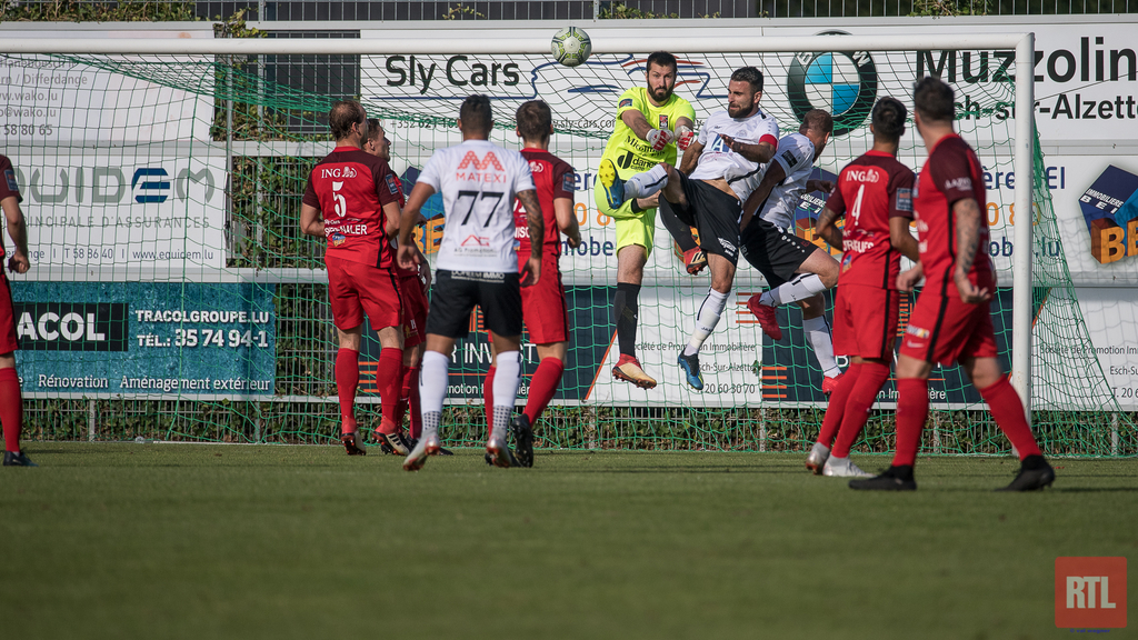 3ième journée du championnat. UNA gagne pour la première fois à Differdange