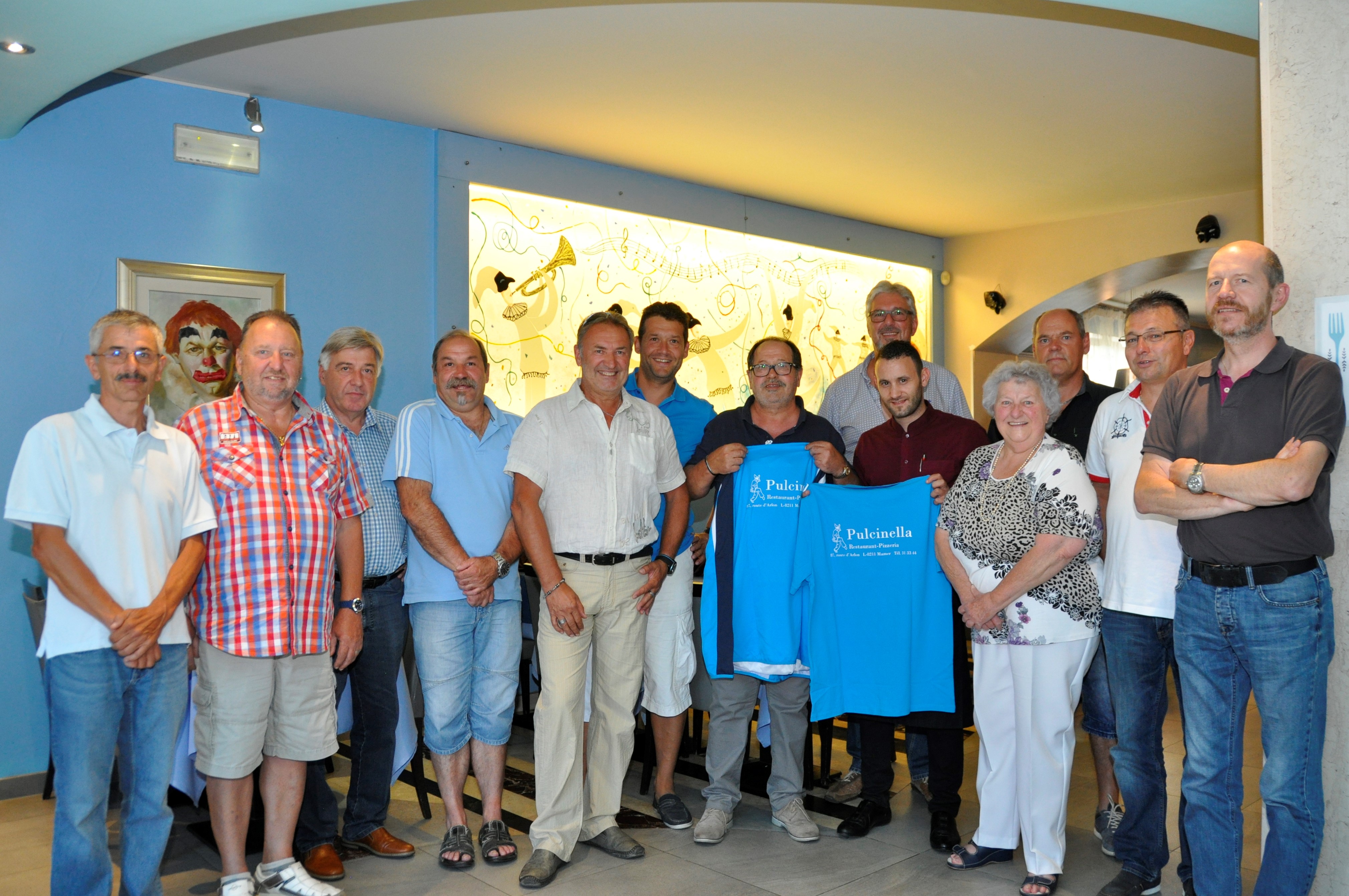 Nei Trainingskostümer