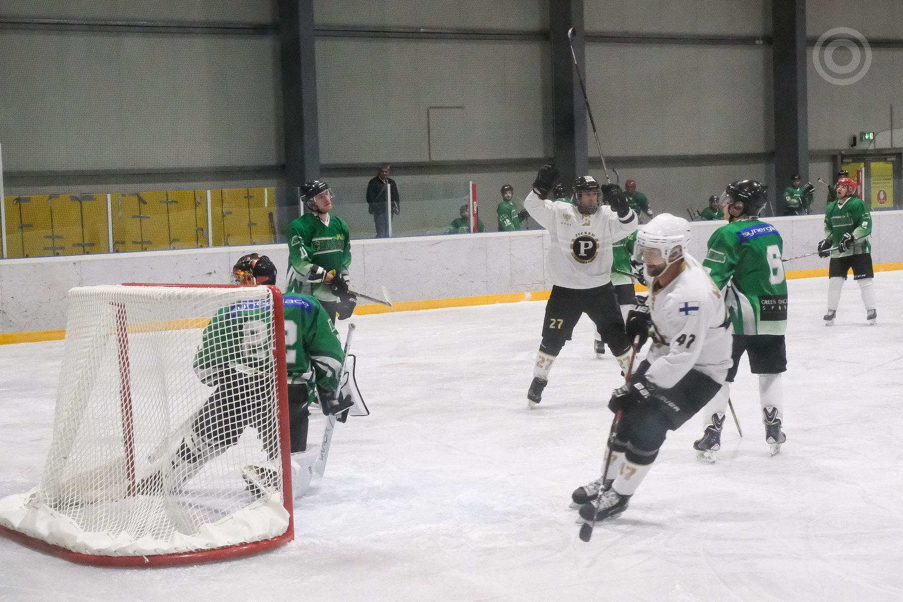 Puckers cruise to easy wins against Amneville and Metz