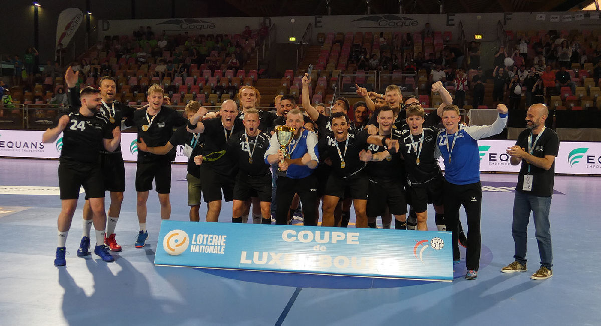 HOMMES 2 - Vainqueur Coupe de Luxembourg FLH