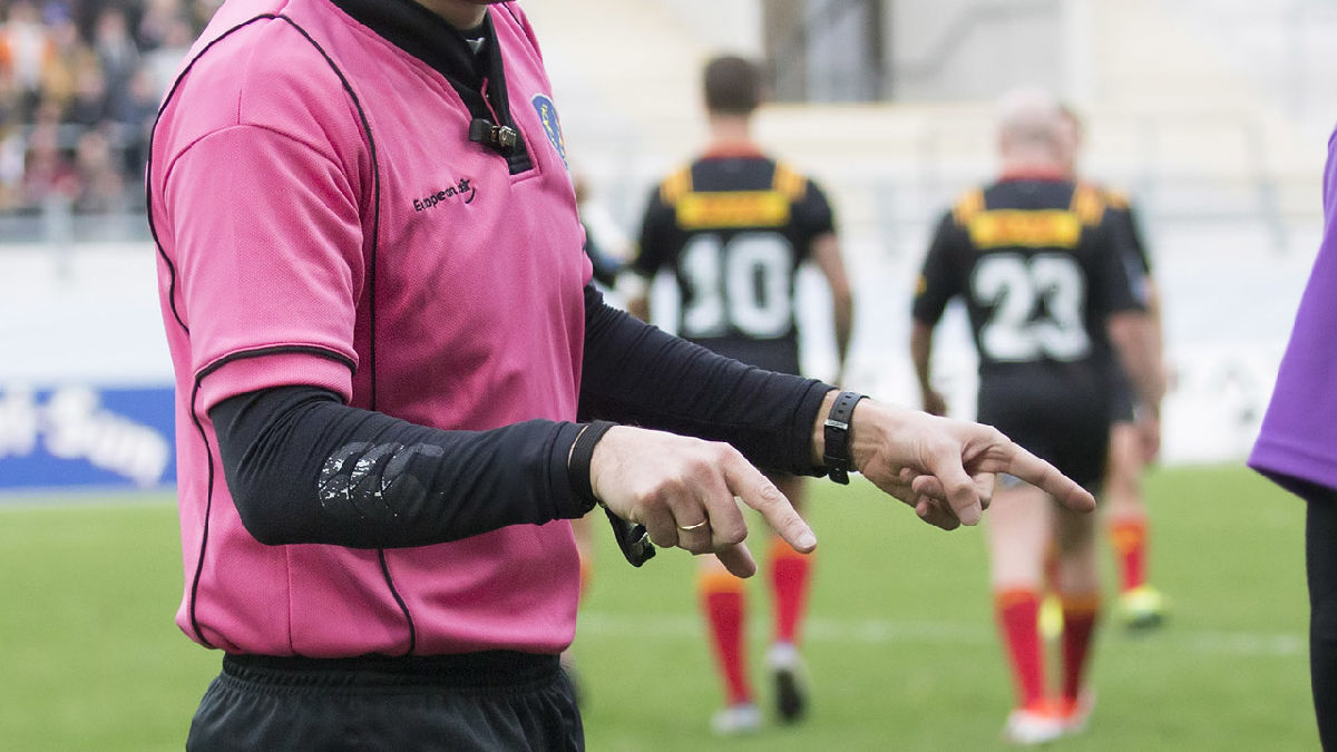 Schiedsrichter:innen für Saison 2022/2023 nominiert