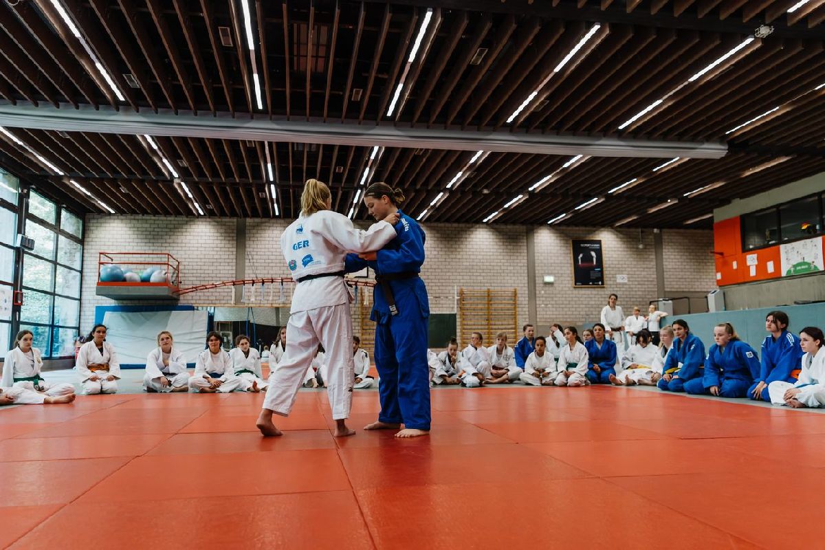 Ippon- Girls Lehrgang mit Szaundra Diedrich in Hackenheim! Ippon- Girls Lehrgang mit Szaundra Diedrich in Hackenheim!