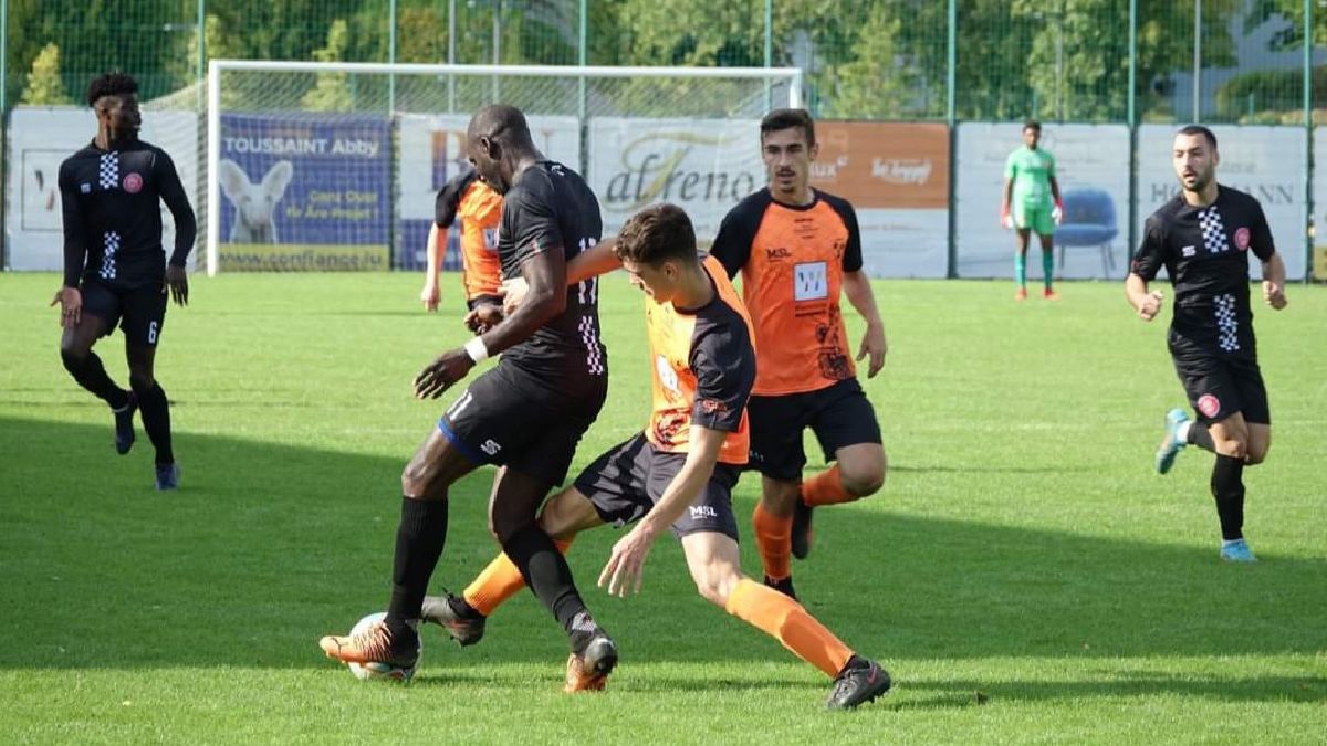 3 Punkte géint de BGL Ligue Oofsteiger 3 Punkte géint de BGL Ligue Oofsteiger