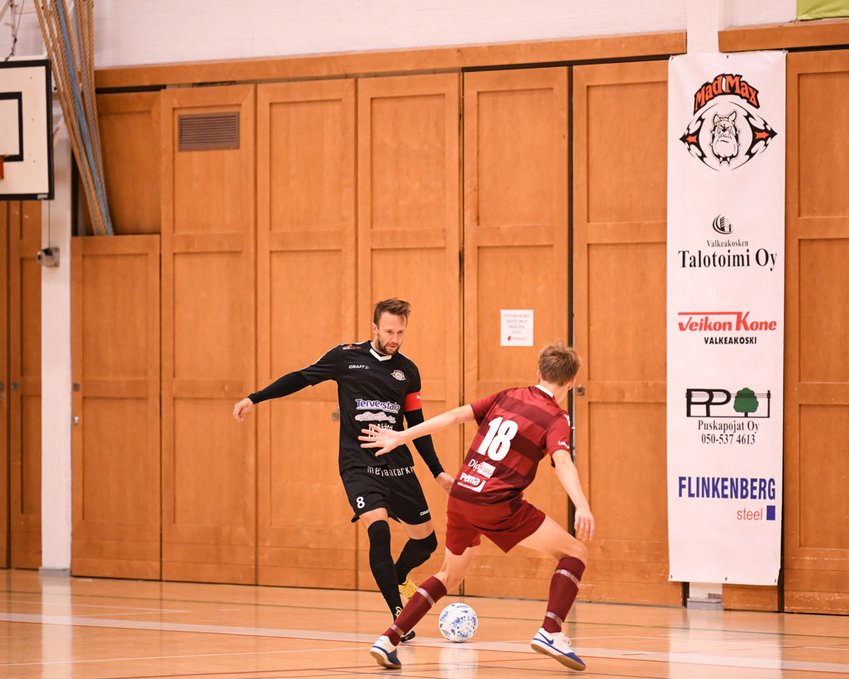 Tomi Lahtisen pitkä liigaura jatkuu