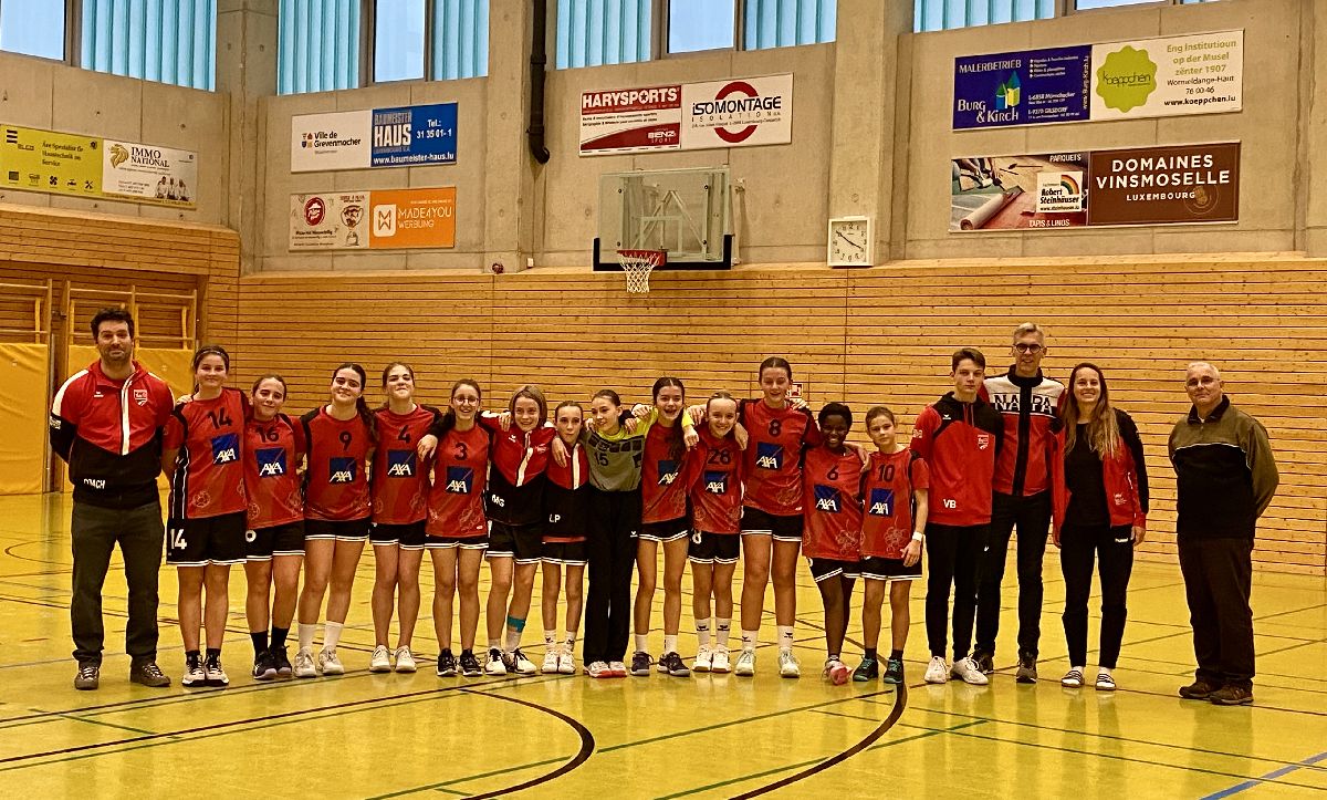 Eis U14 Meedercher packen den Anzuch an d'1/2 Finall vun der Coupe! Eis U14 Meedercher packen den Anzuch an d'1/2 Finall vun der Coupe!