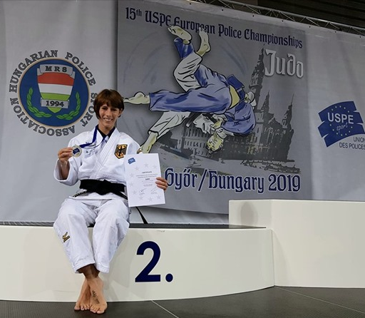 Jessica Lindner Vize-Europameisterin der Polizei Jessica Lindner Vize-Europameisterin der Polizei