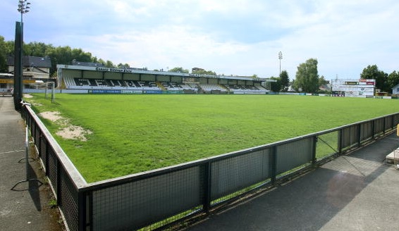 PROMOTION POUR TROIS JEUNES DE LA JEUNESSE 
