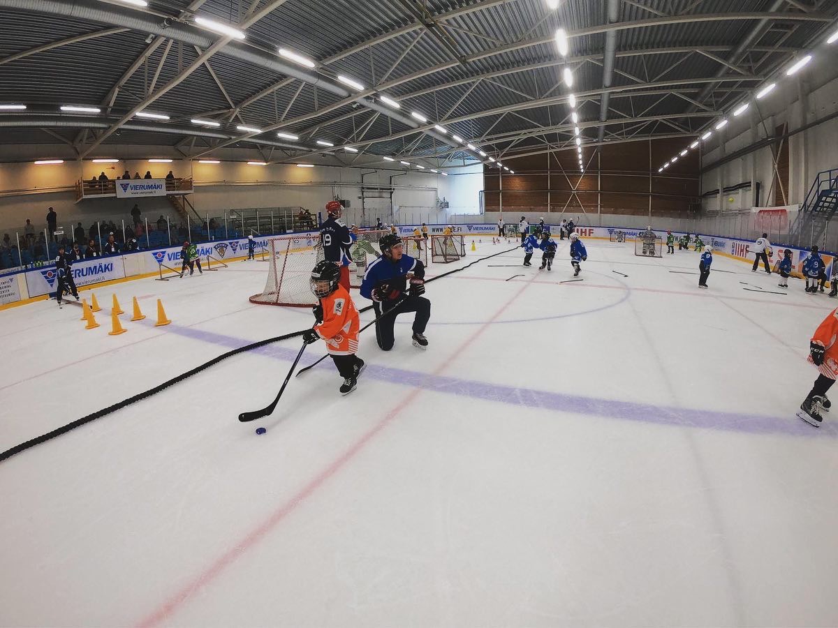 Learn-to-play clinic