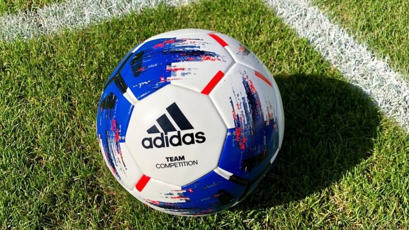 Reprise bäi der FC Etzella