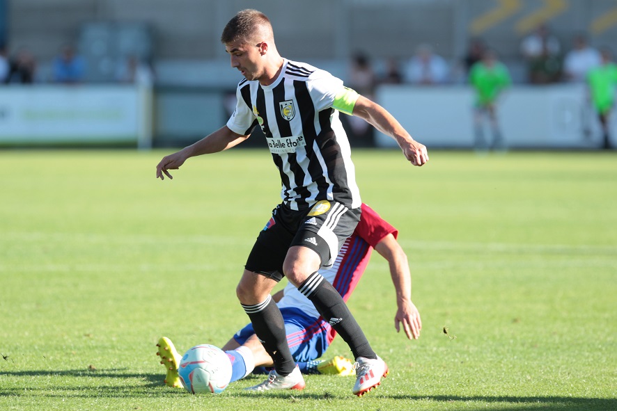 LE DERBY POUR DÉBUTER