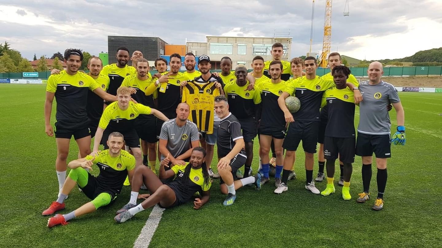 Gëscht Owend war dem Thomas Battaglia säi leschten Training bei eiser 1 Equipe. Gëscht Owend war dem Thomas Battaglia säi leschten Training bei eiser 1 Equipe.