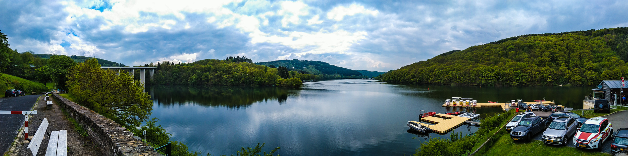 Présence d'algues bleues dans le lac de la Haute-Sûre et le lac de Weiswampach - Interdiction de baignade et de toute activité nautique Présence d'algues bleues dans le lac de la Haute-Sûre et le lac de Weiswampach - Interdiction de baignade et de toute activité nautique