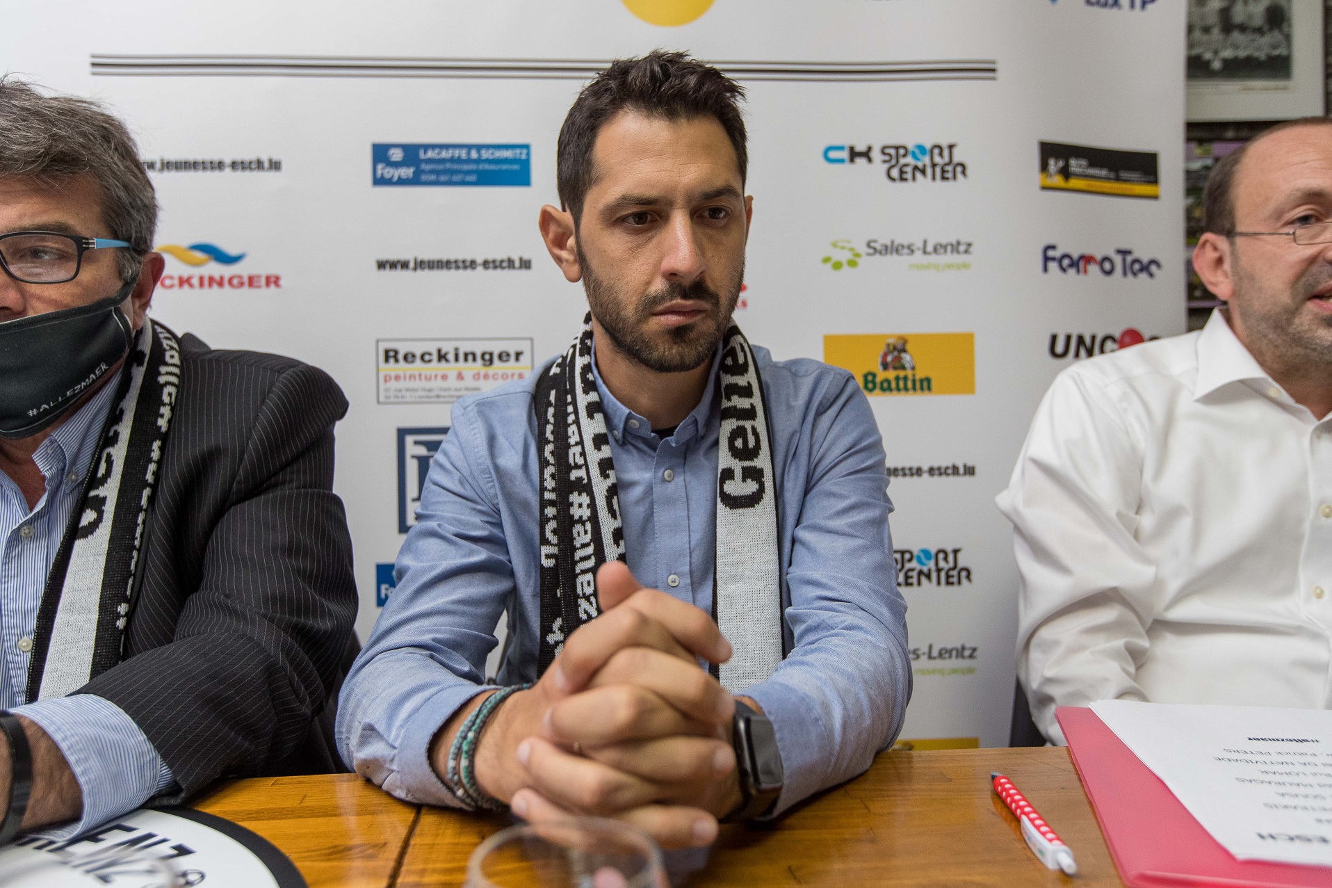 PETRAKIS NOUVEAU COACH DE LA JEUNESSE PETRAKIS NOUVEAU COACH DE LA JEUNESSE