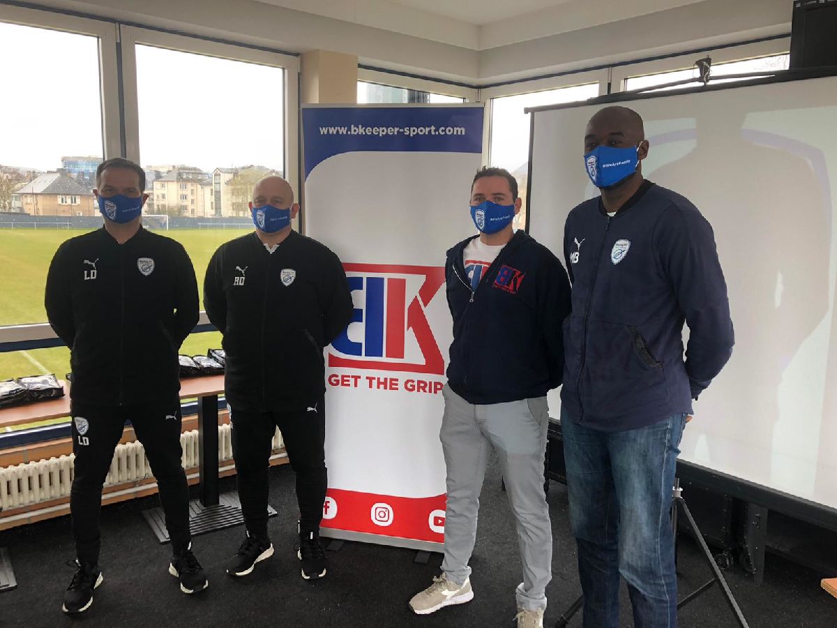BKeeper, partenaire des gardiens de but de l'Académie du Racing BKeeper, partenaire des gardiens de but de l'Académie du Racing