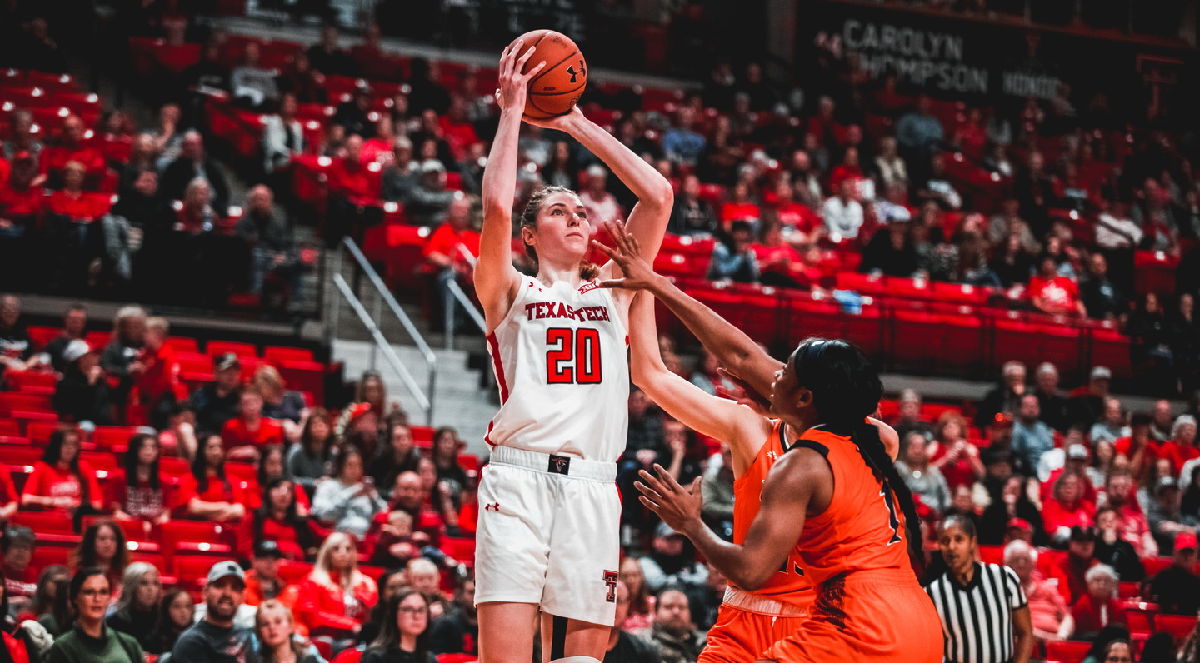 Brittany Brewer se présente ...