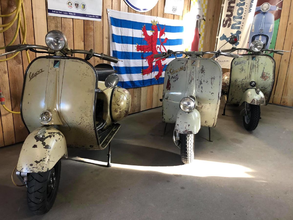 RTL am Vespanascht fiir 75Joer Vespa RTL am Vespanascht fiir 75Joer Vespa