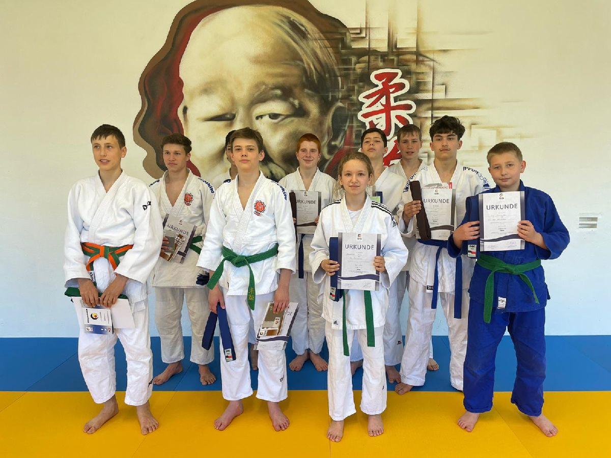 Gürtelprüfung des SJB Landeskaders an der Sportschule Gürtelprüfung des SJB Landeskaders an der Sportschule