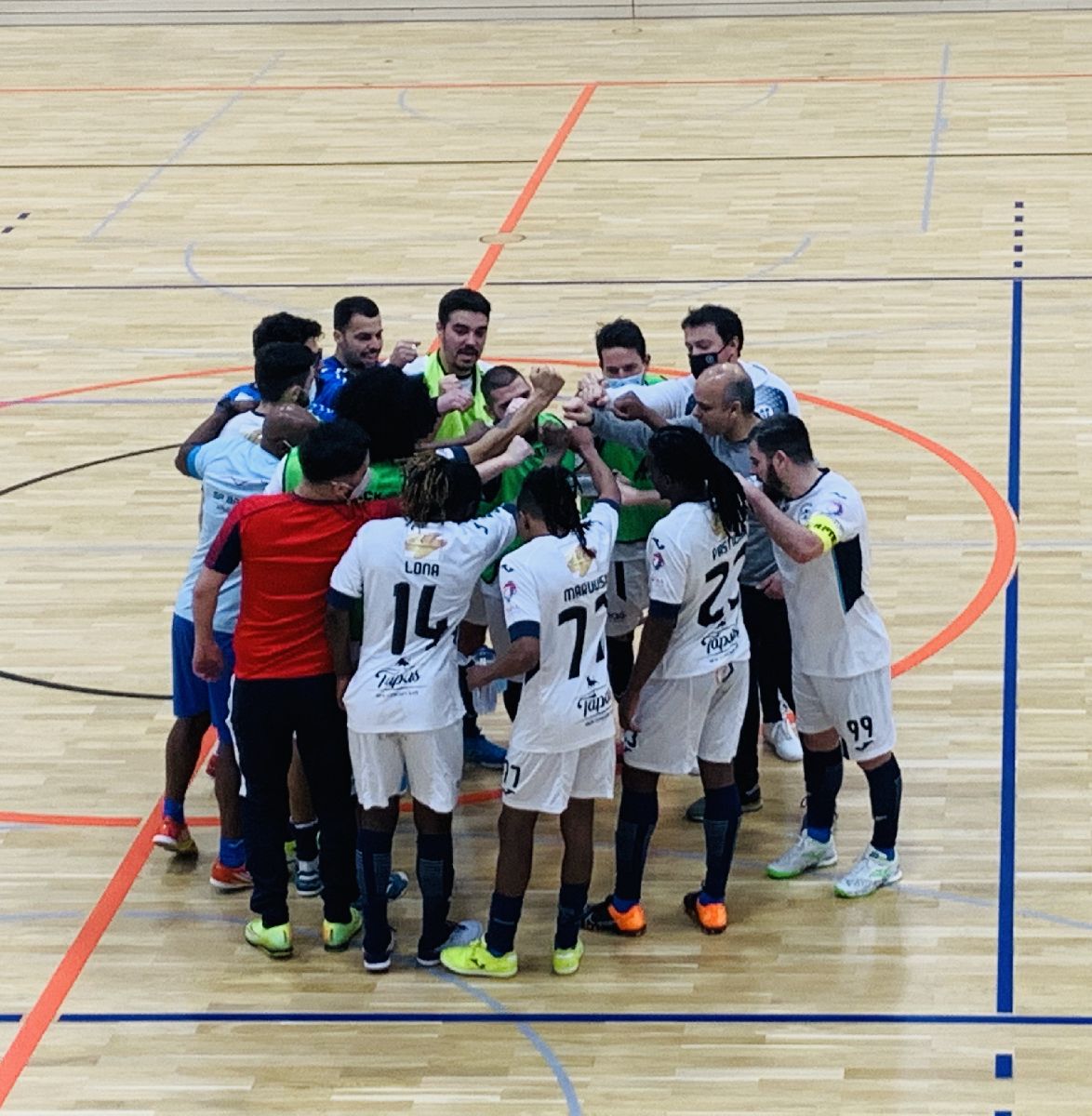 Fiers de notre équipe FUTSAL Champion Ligue 1 Série B