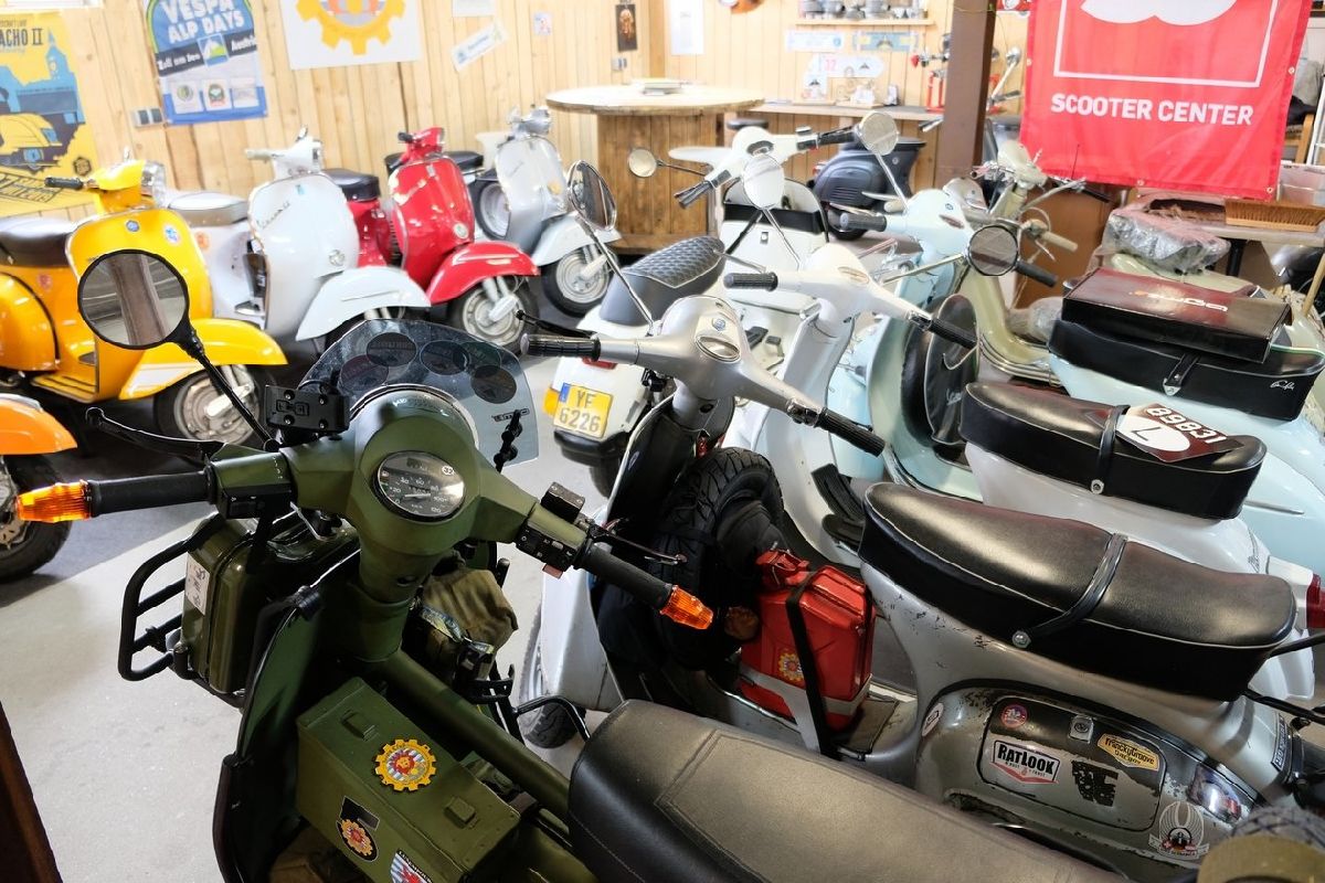 Interview vum RTL zu den 75 Joër Vespa am Vespanascht Interview vum RTL zu den 75 Joër Vespa am Vespanascht