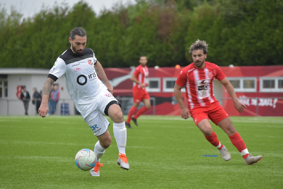 Le ballon roule à nouveau ! Le ballon roule à nouveau !