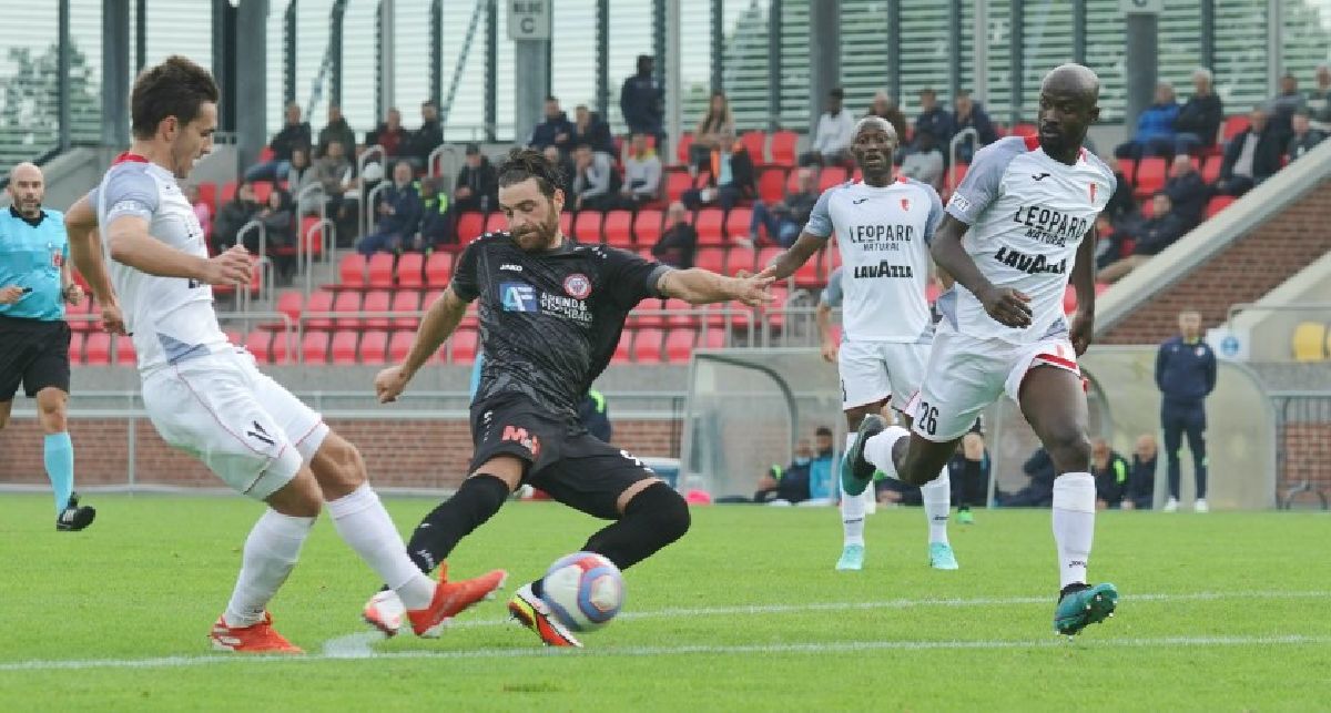 8ième journée du championnat: La victoire (1-0) au Holleschbierg rappelle de beaux souvenirs 8ième journée du championnat: La victoire (1-0) au Holleschbierg rappelle de beaux souvenirs