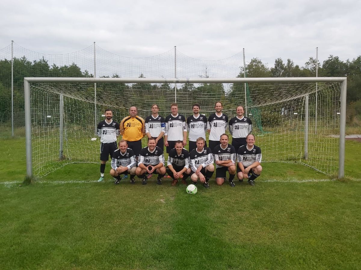 Ü32 der SG Thülen/Rösenbeck/Nehden starten mit einem Unentschieden in die Pokalspielrunde Ü32 der SG Thülen/Rösenbeck/Nehden starten mit einem Unentschieden in die Pokalspielrunde