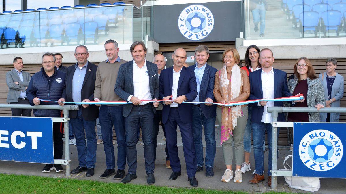 AWEIHUNG VUN DER NEIER TRIBÜN