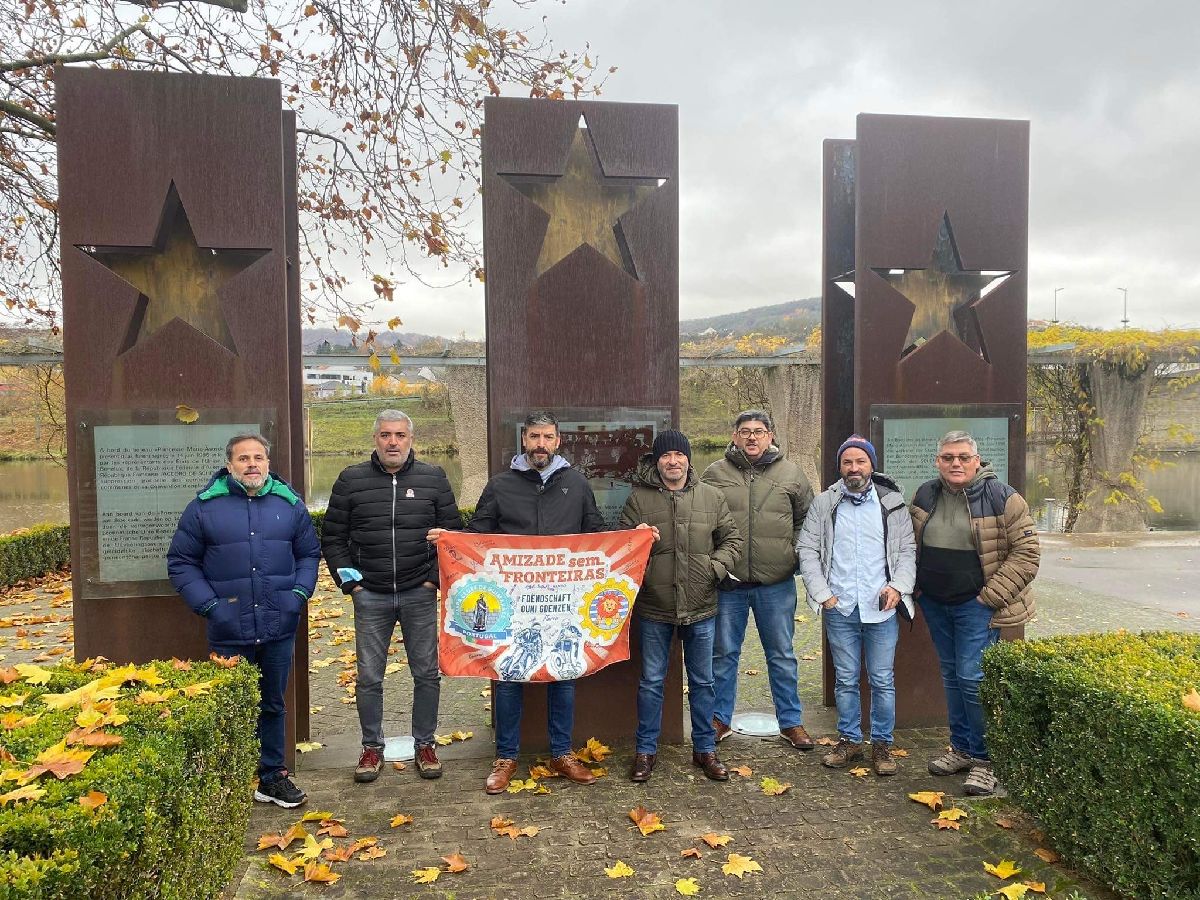 Visite du Vespa Clube de Guimaraes Visite du Vespa Clube de Guimaraes